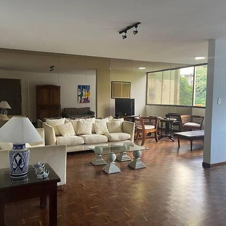 Appartamento Apartamento Amplio Y Confortable Caracas Esterno foto